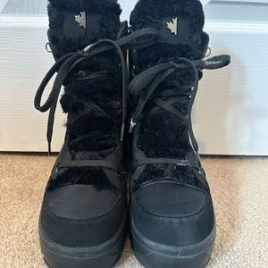 Pajar winter boots, women’s size 8